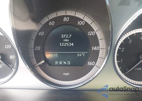 2010 Mercedes-Benz C 300 Luxury 4Matic/Sport 4Matic из США, поврежденный, VIN WDDGF8BB7AF385376